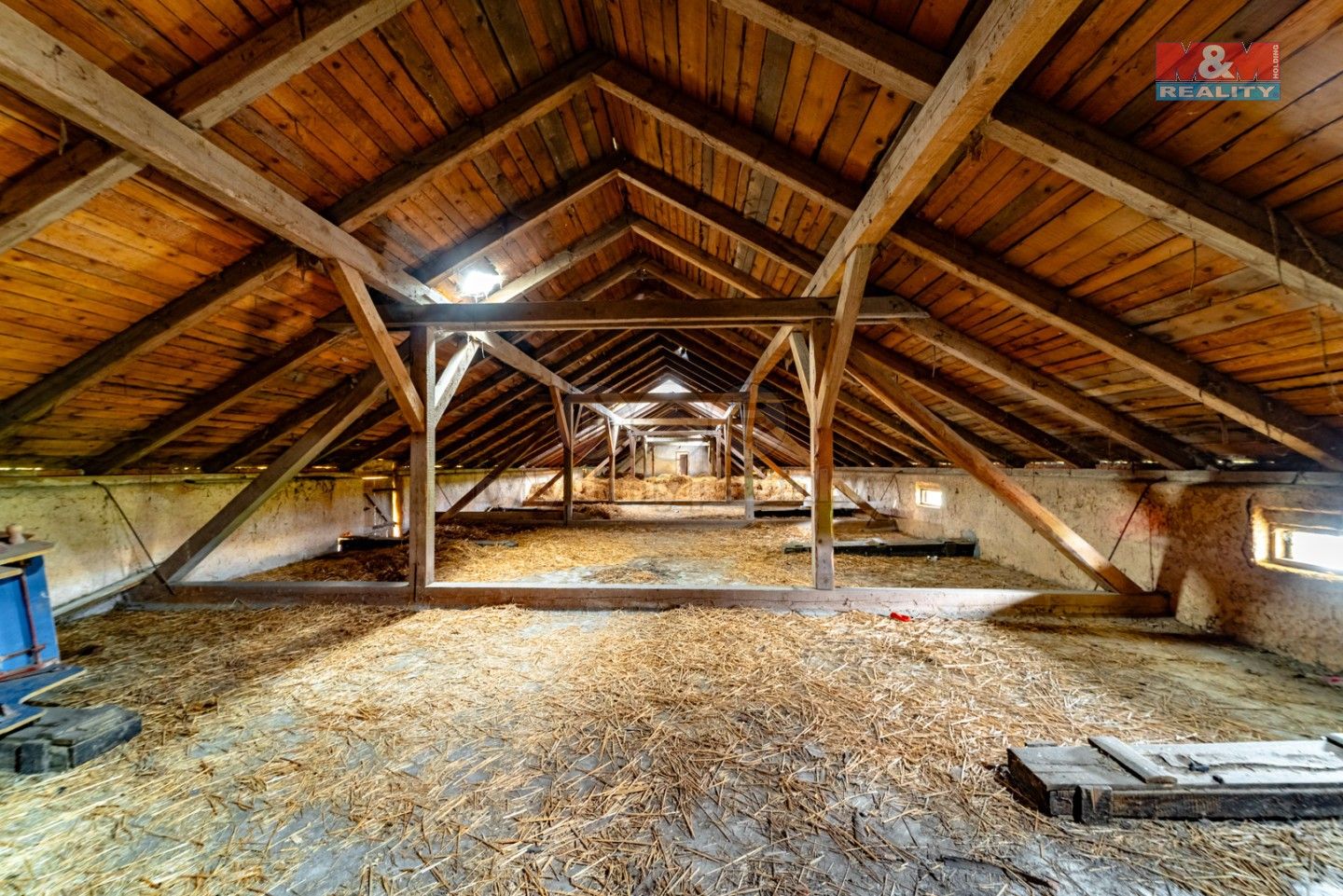 Prodej nemovitosti 600 m² - foto 7