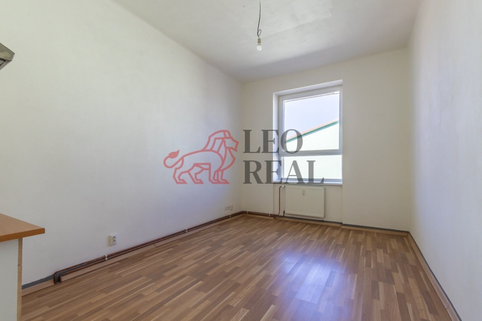Pronájem bytu 1+kk 28 m² - foto 4