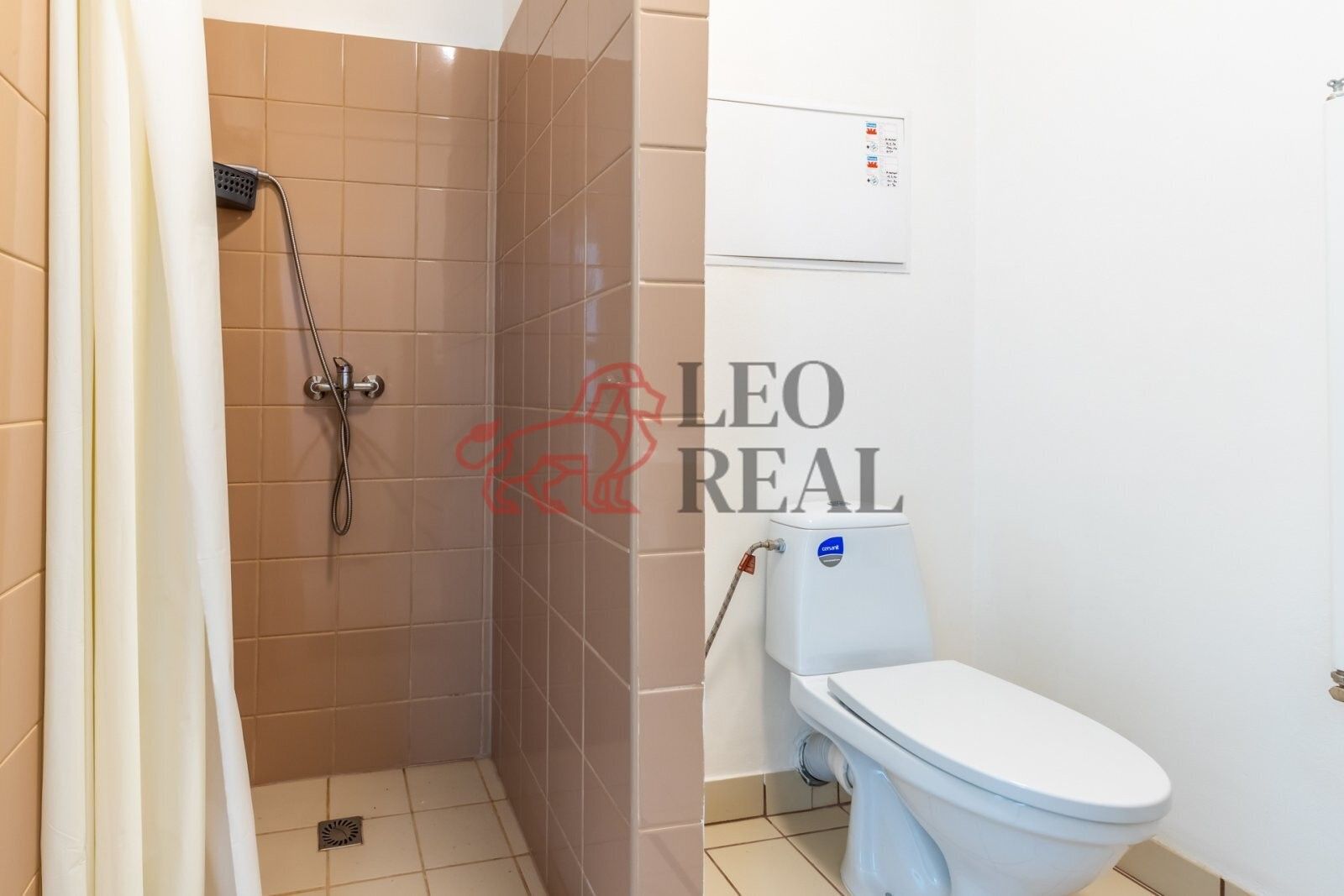 Pronájem bytu 1+kk 28 m² - foto 8