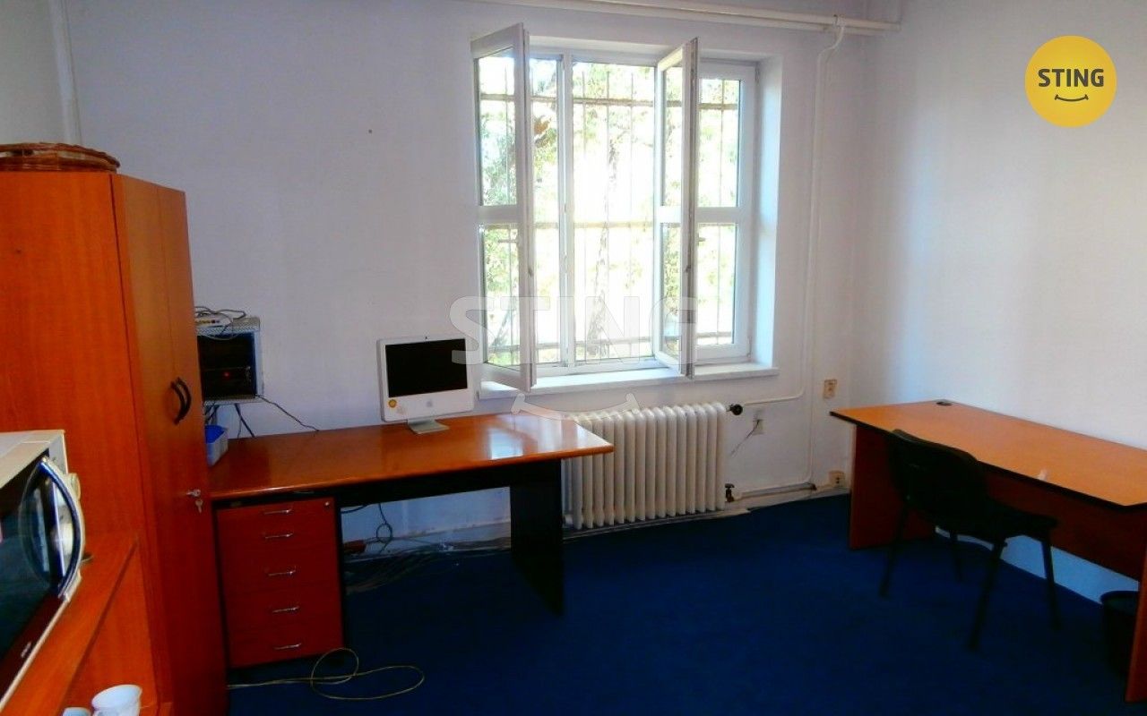 Pronájem komerčního prostoru 580 m² - foto 11