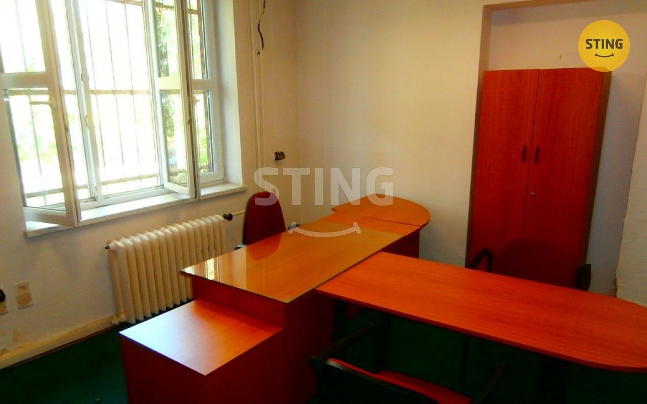 Pronájem komerčního prostoru 580 m² - foto 12