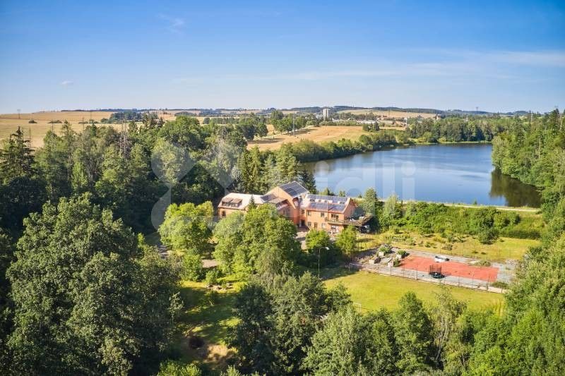 Prodej komerčního prostoru 1350 m² - foto 6
