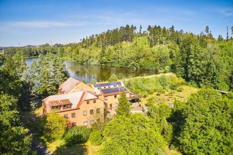 Prodej komerčního prostoru 1350 m² - foto 2