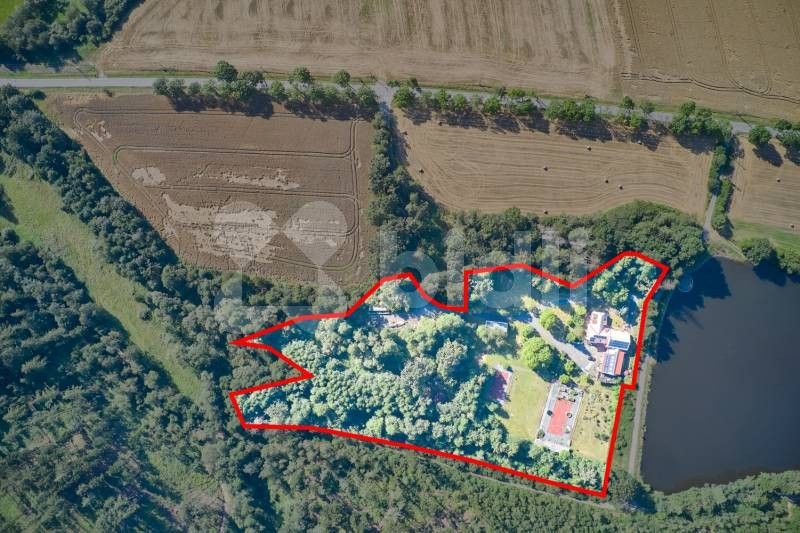 Prodej komerčního prostoru 1350 m² - foto 3