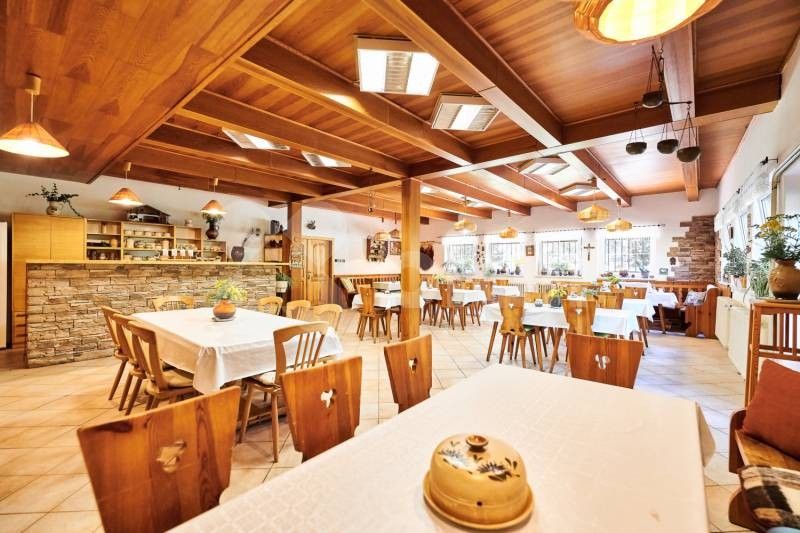 Prodej komerčního prostoru 1350 m² - foto 17