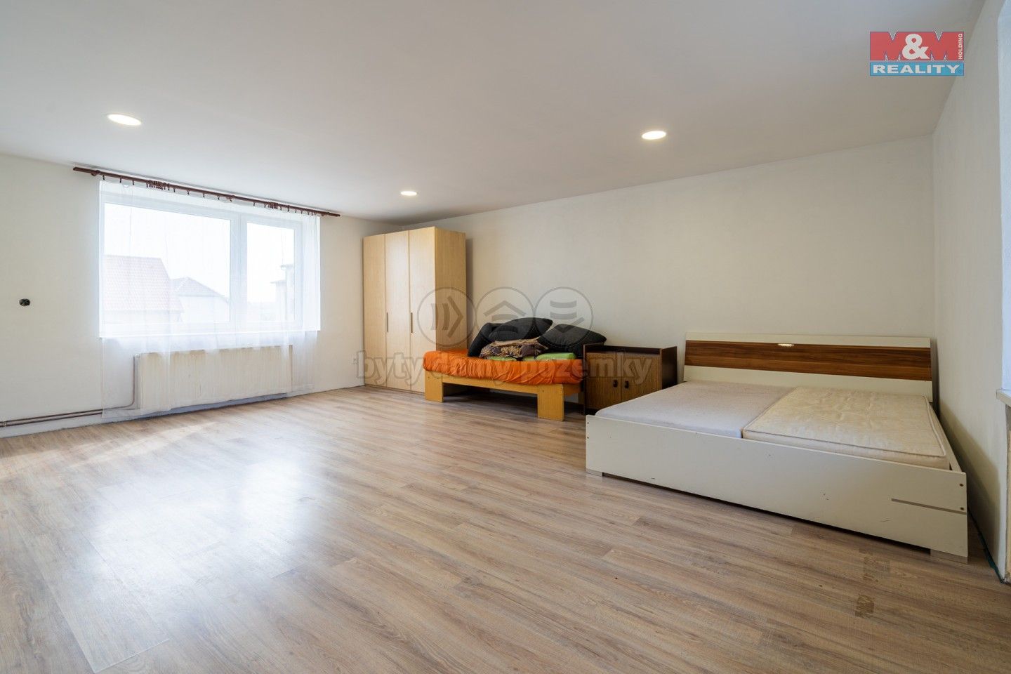 Prodej nemovitosti 250 m² - foto 8
