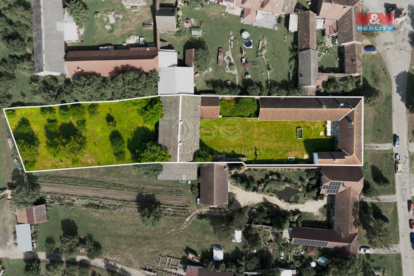 Prodej nemovitosti 250 m² - foto 11