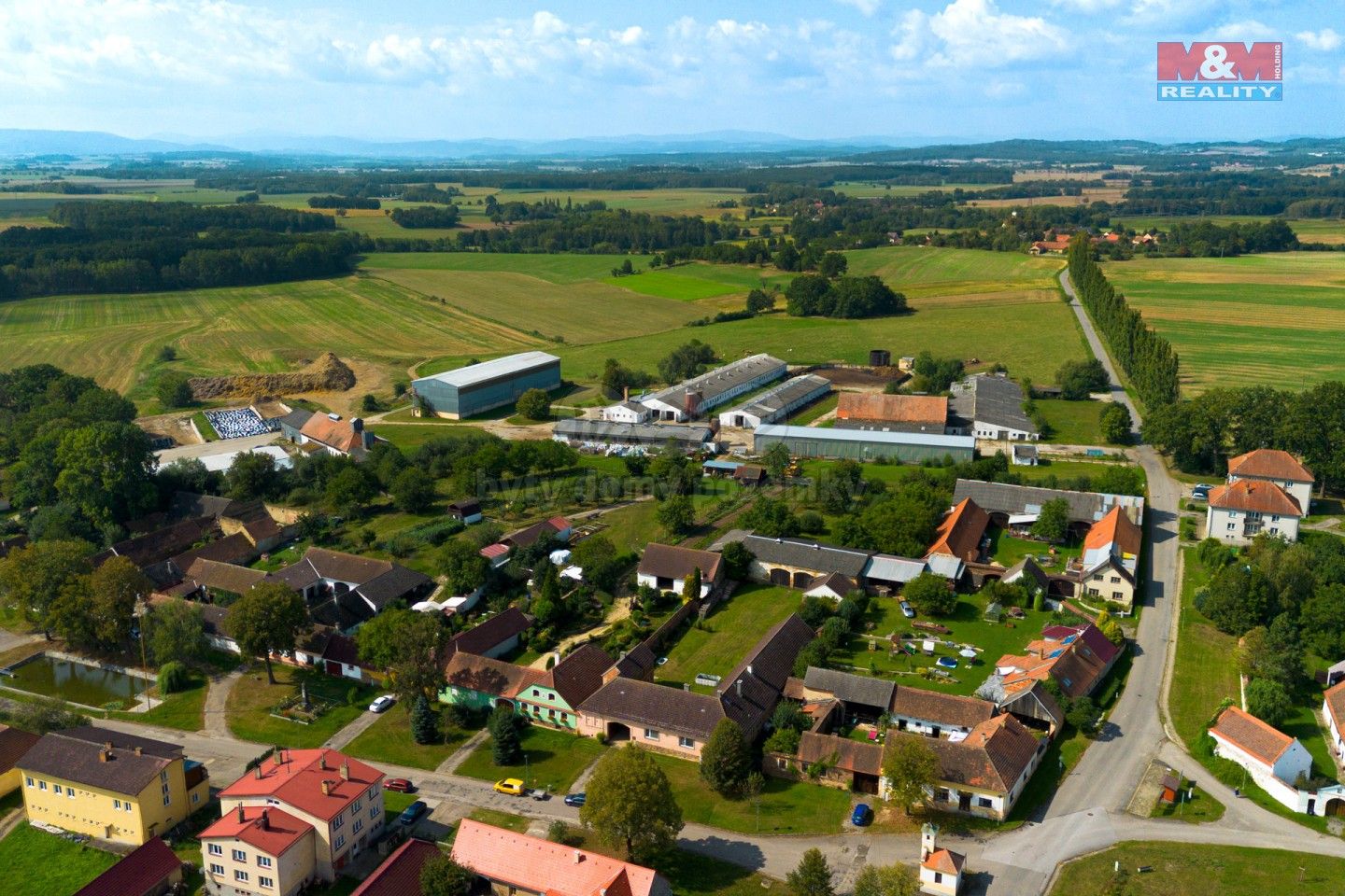 Prodej nemovitosti 250 m² - foto 16