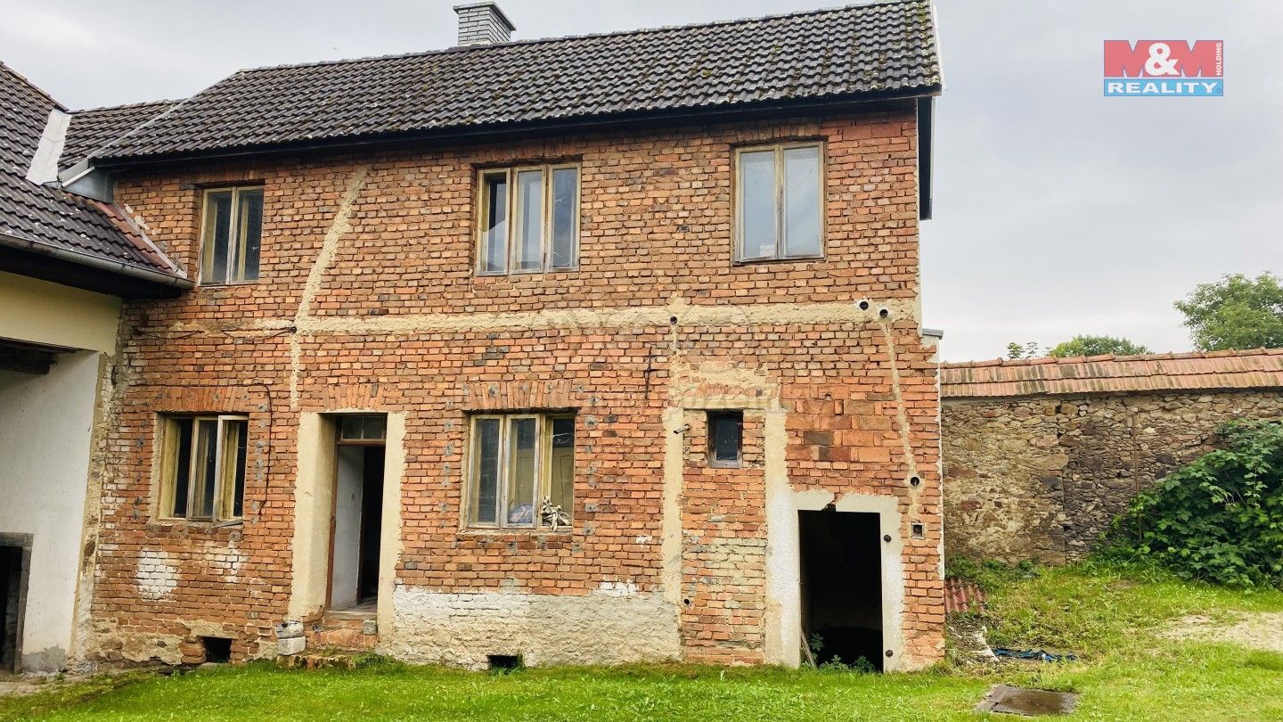 Prodej nemovitosti 250 m² - foto 25
