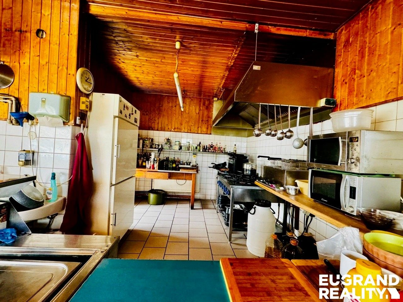 Prodej komerčního prostoru 350 m² - foto 8