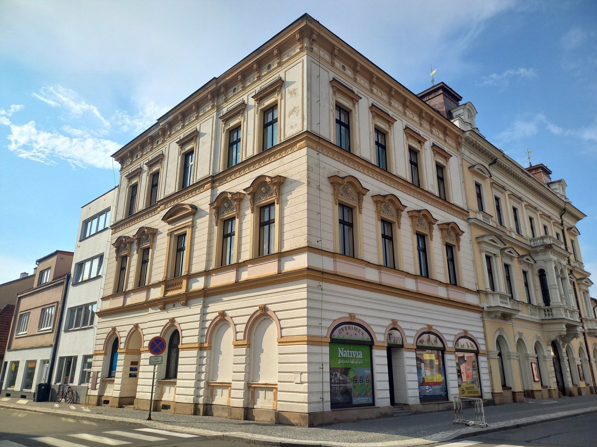 Pronájem komerčního prostoru 33 m² - foto 1