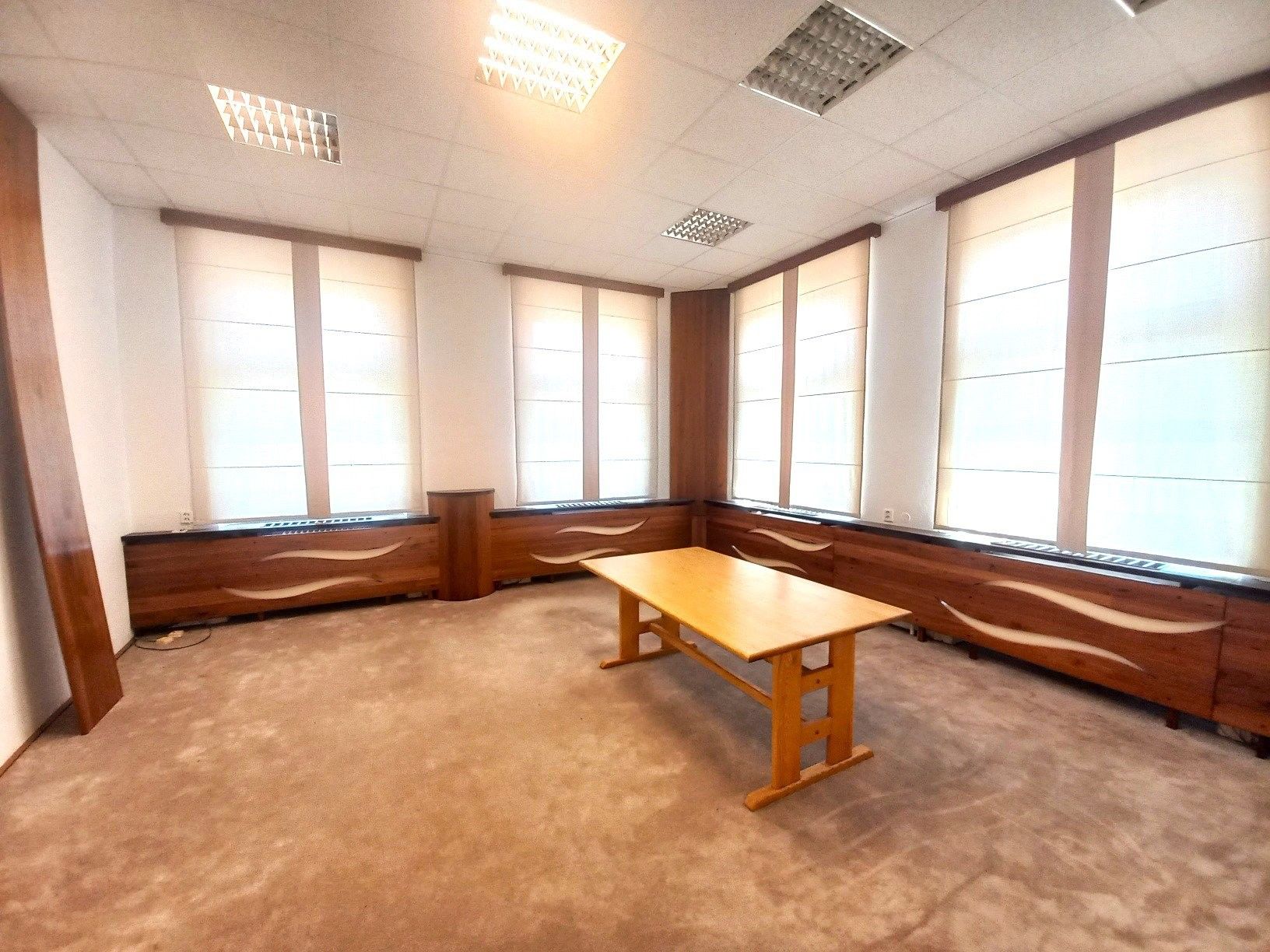 Pronájem komerčního prostoru 33 m² - foto 2