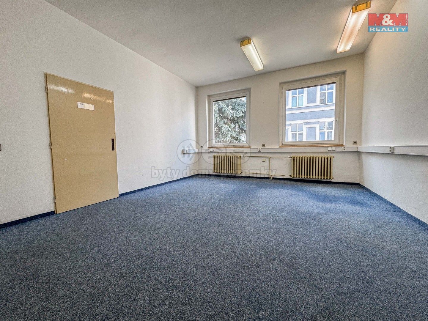 Pronájem komerčního prostoru 311 m² - foto 10