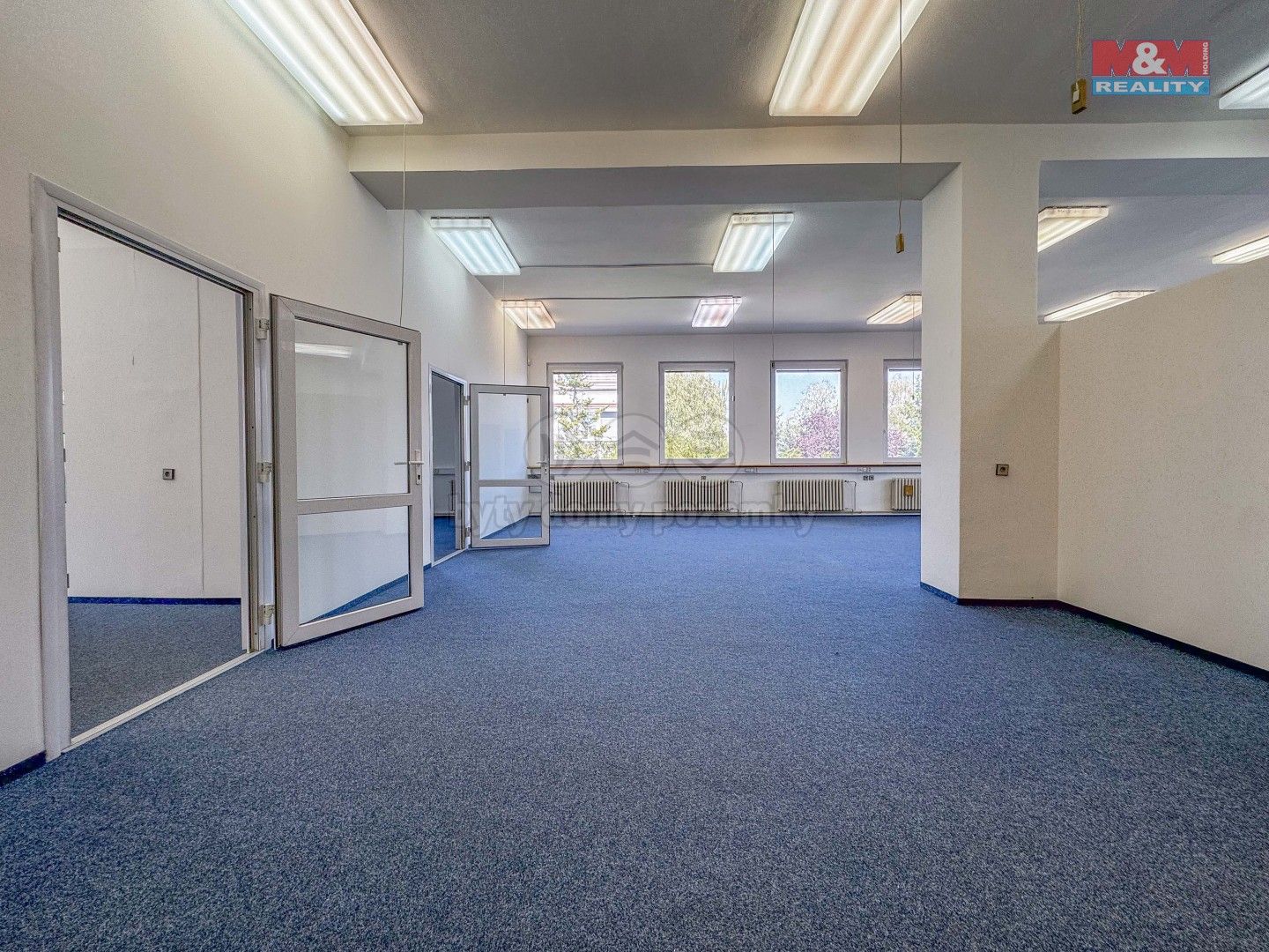 Pronájem komerčního prostoru 311 m² - foto 9