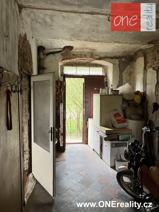 Pronájem komerčního prostoru 100 m² - foto 3