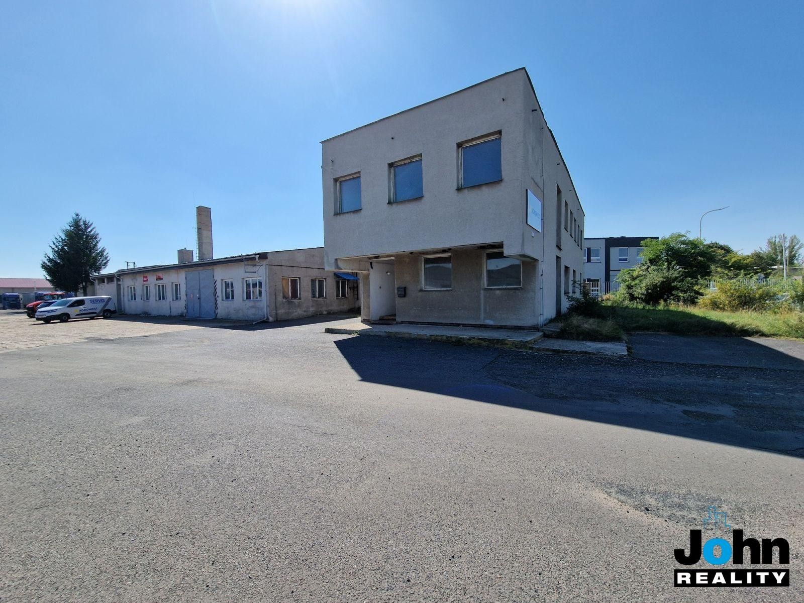 Prodej komerčního prostoru 1500 m² - foto 4