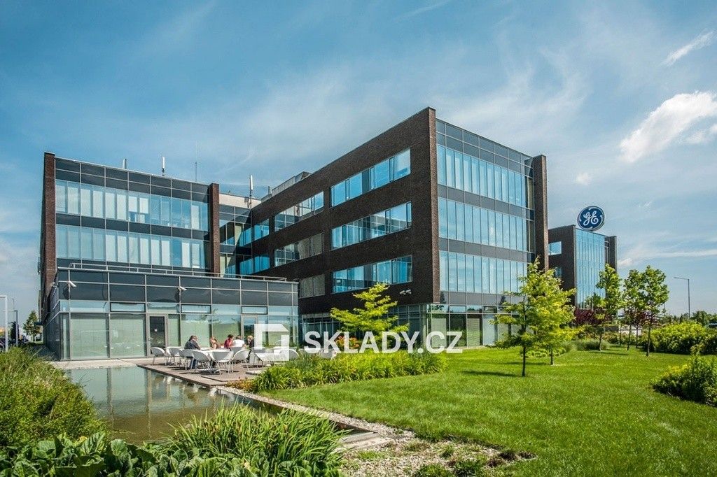 Pronájem komerčního prostoru 3500 m² - foto 4