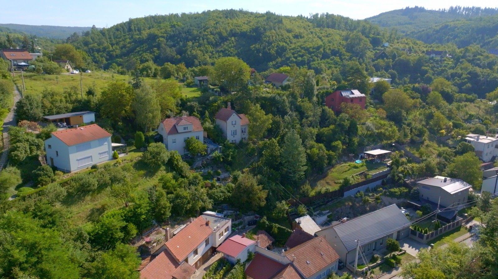 Prodej pozemku 1836 m² - foto 2