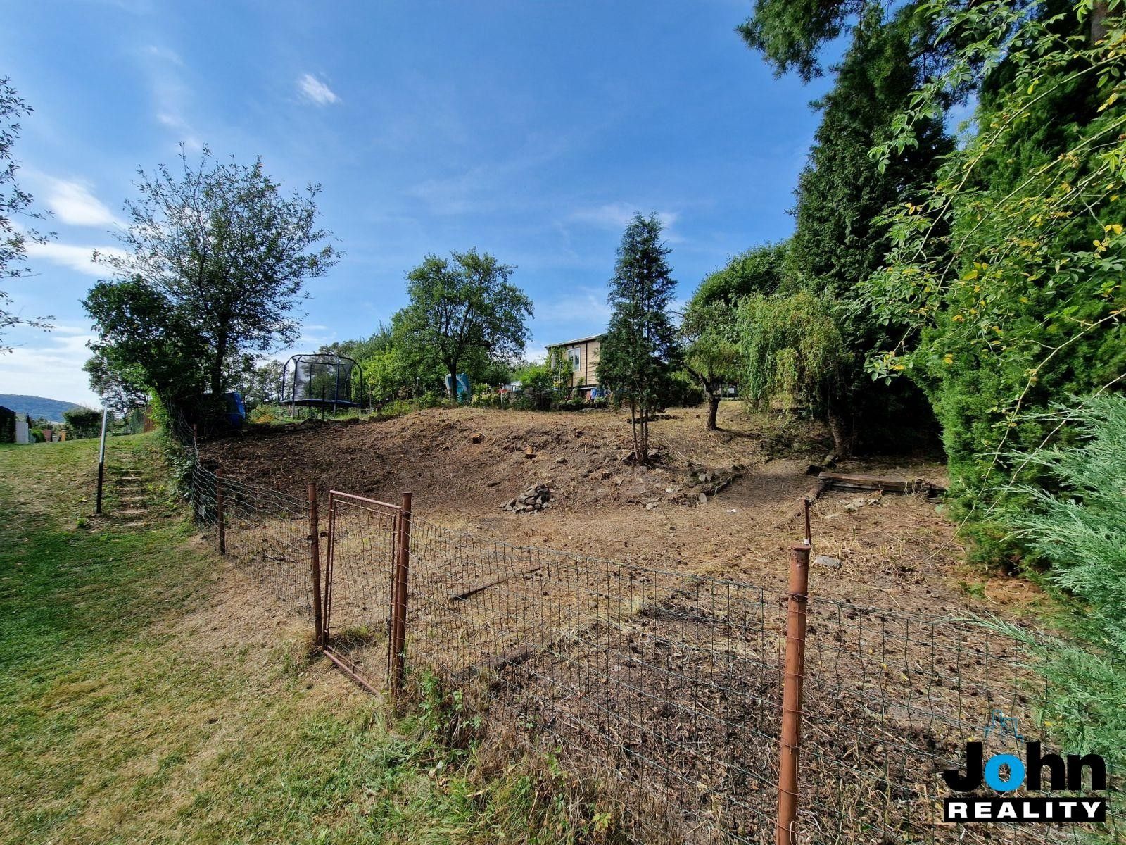 Prodej pozemku 630 m² - foto 2