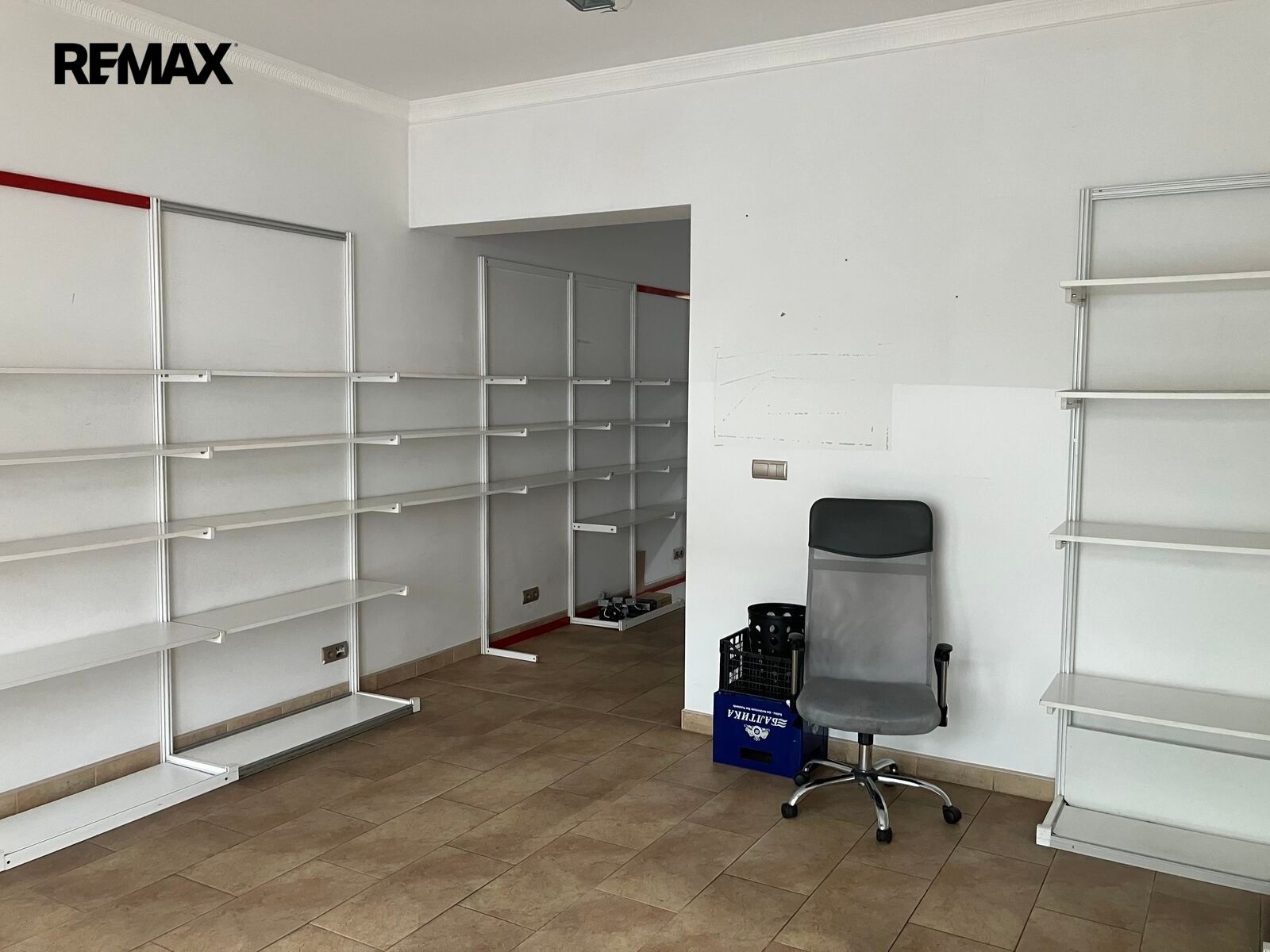 Prodej komerčního prostoru 92 m² - foto 5