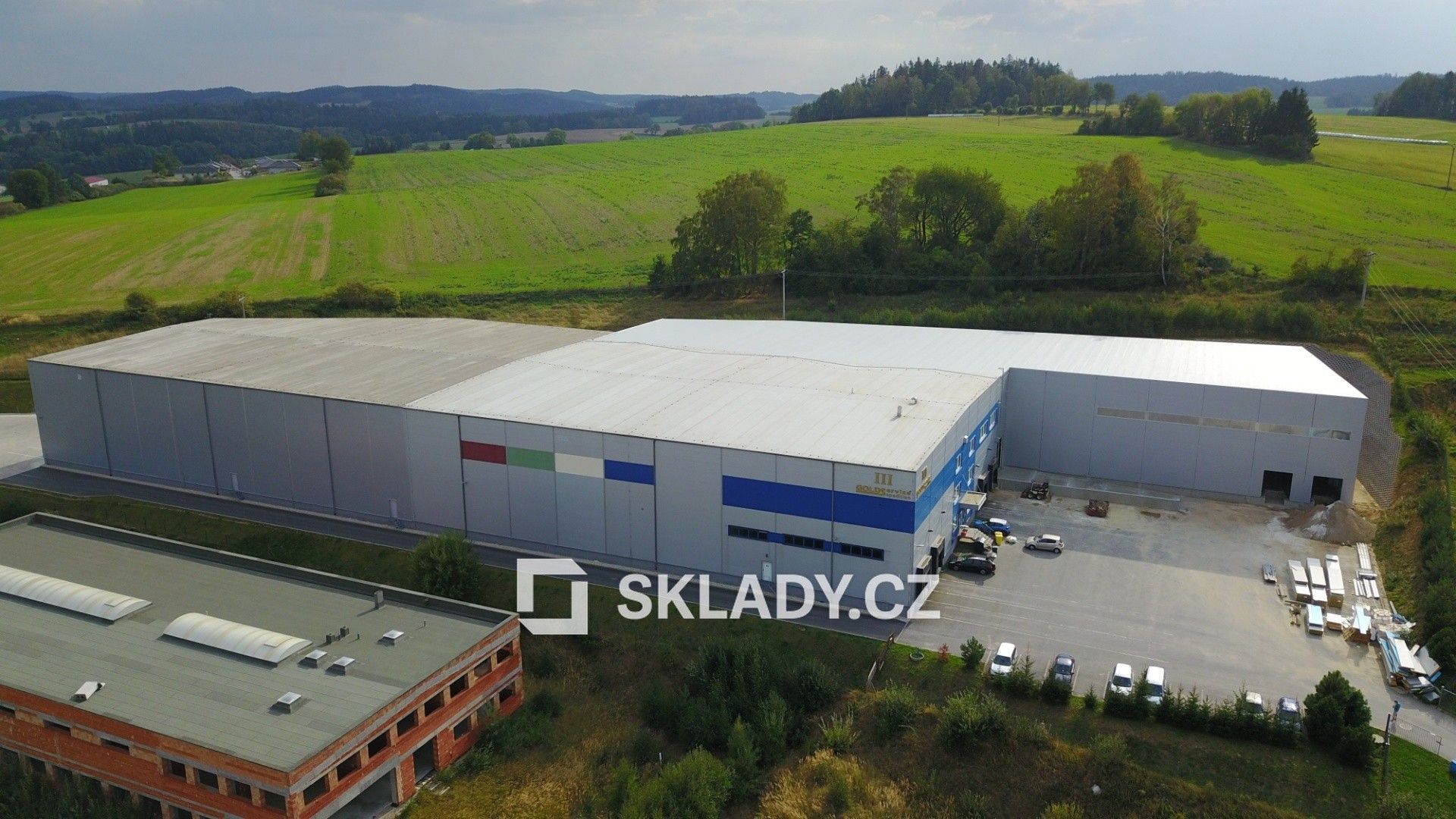 Pronájem komerčního prostoru 800 m² - foto 1