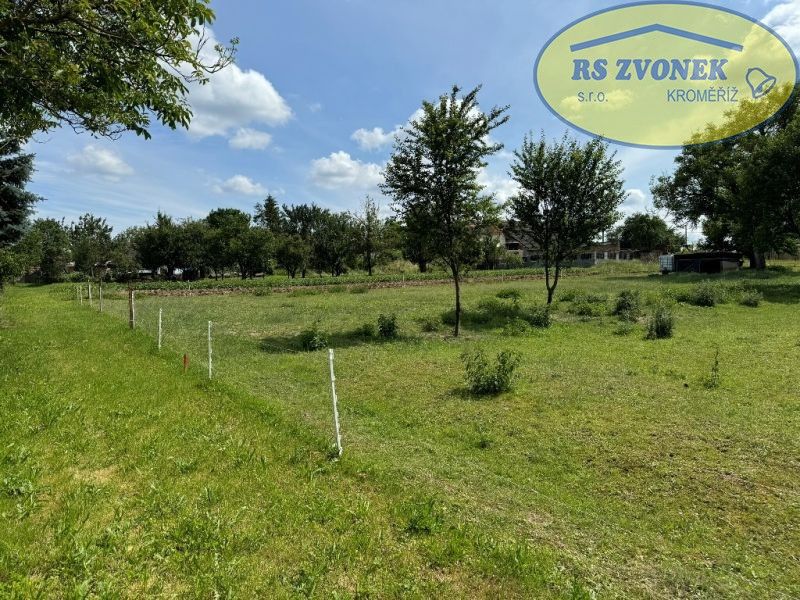 Prodej pozemku 412 m² - foto 1