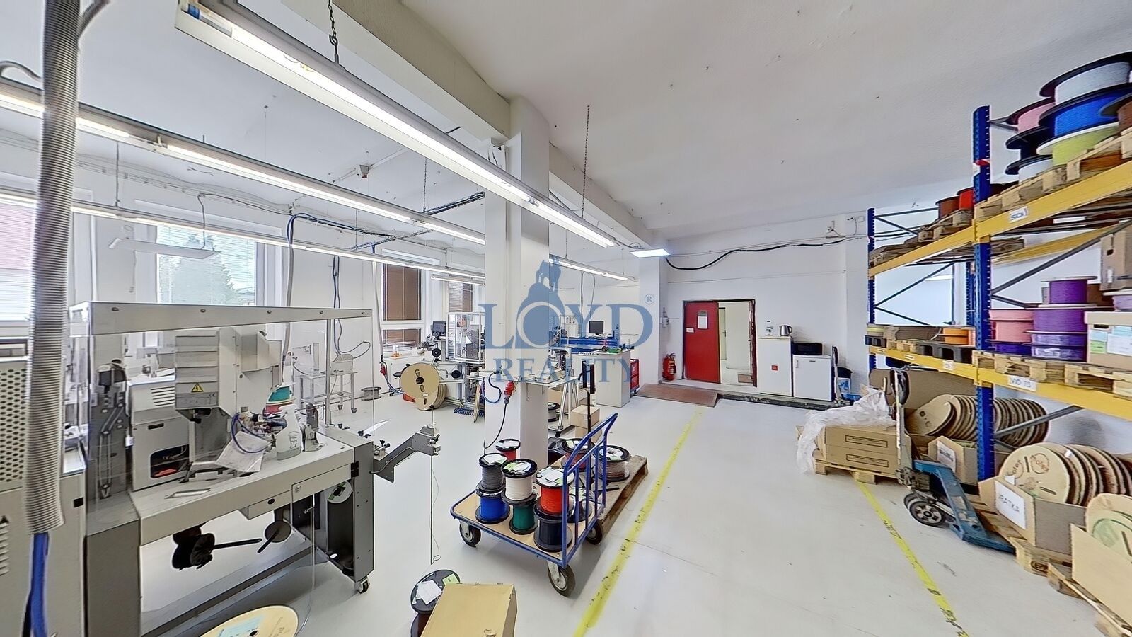 Prodej komerčního prostoru 2796 m² - foto 6