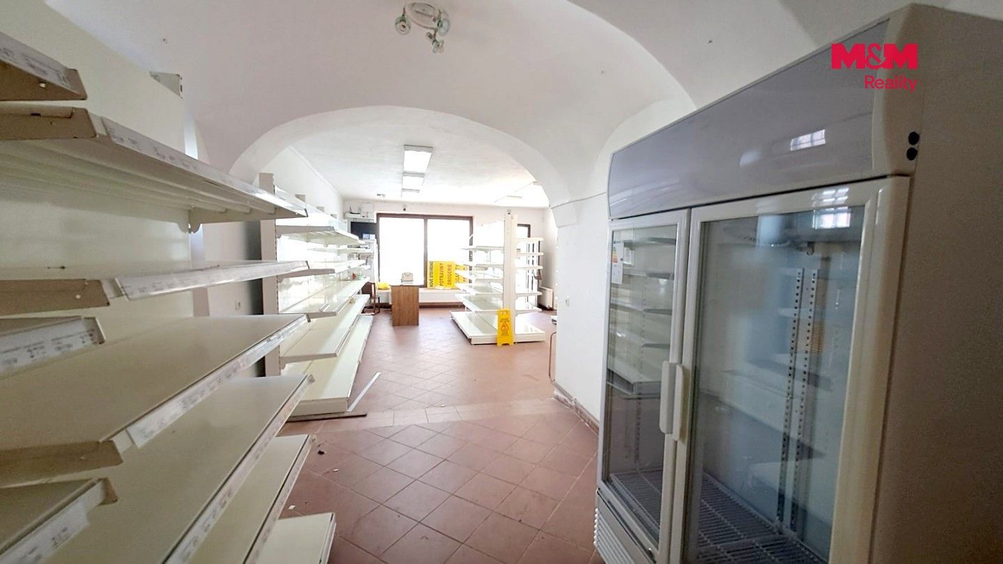Pronájem komerčního prostoru 170 m² - foto 3