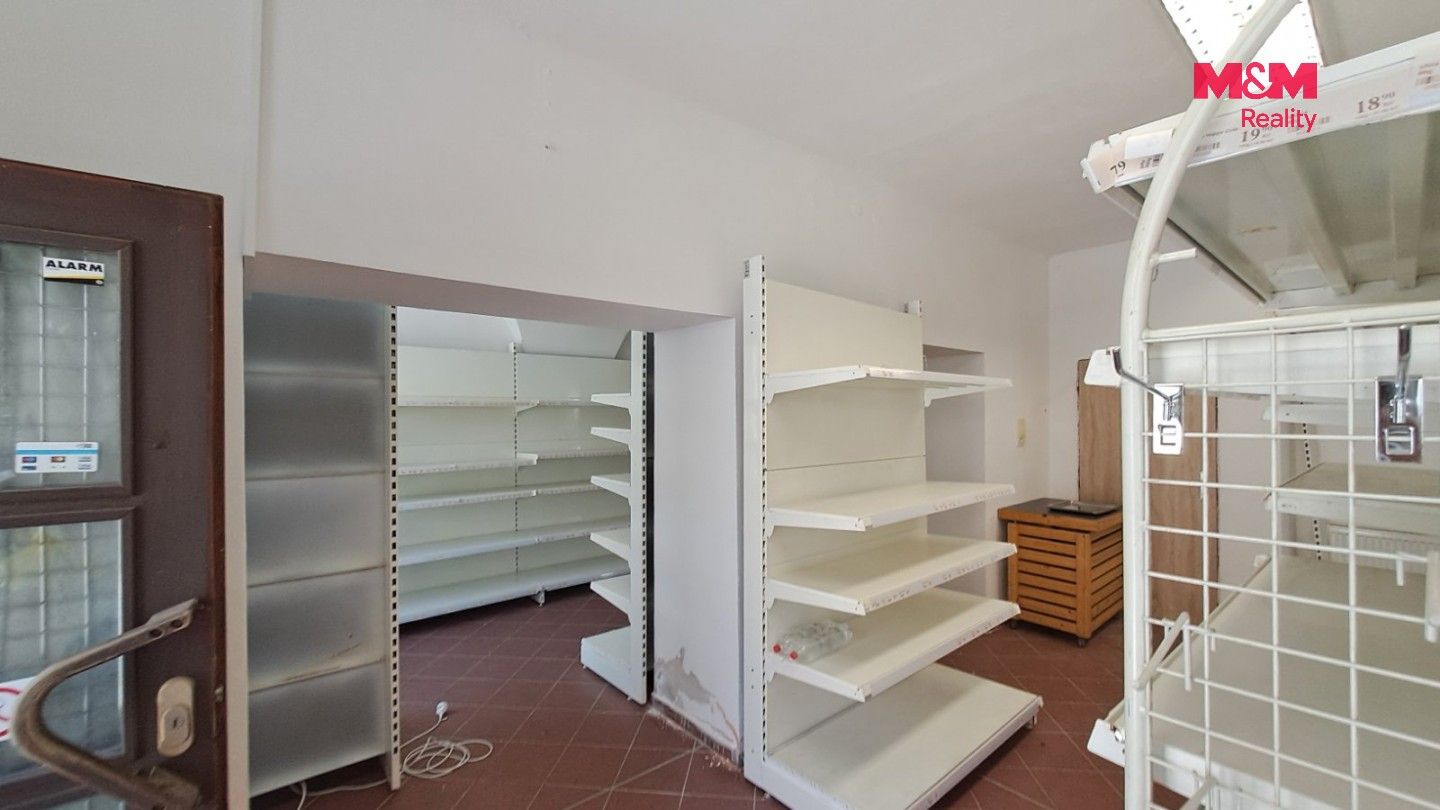 Pronájem komerčního prostoru 170 m² - foto 7