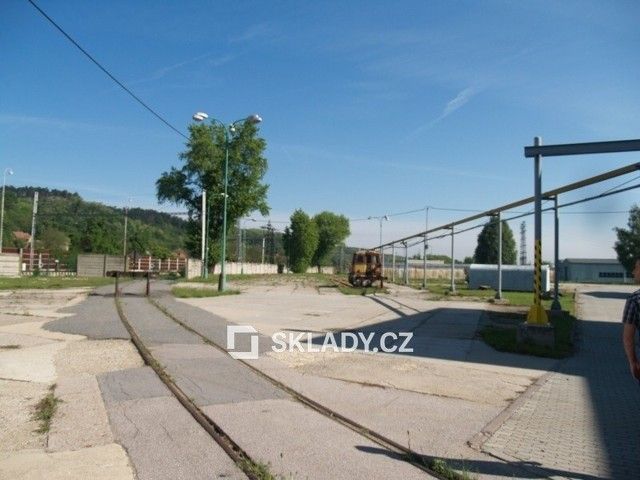 Pronájem komerčního prostoru 1931 m² - foto 8