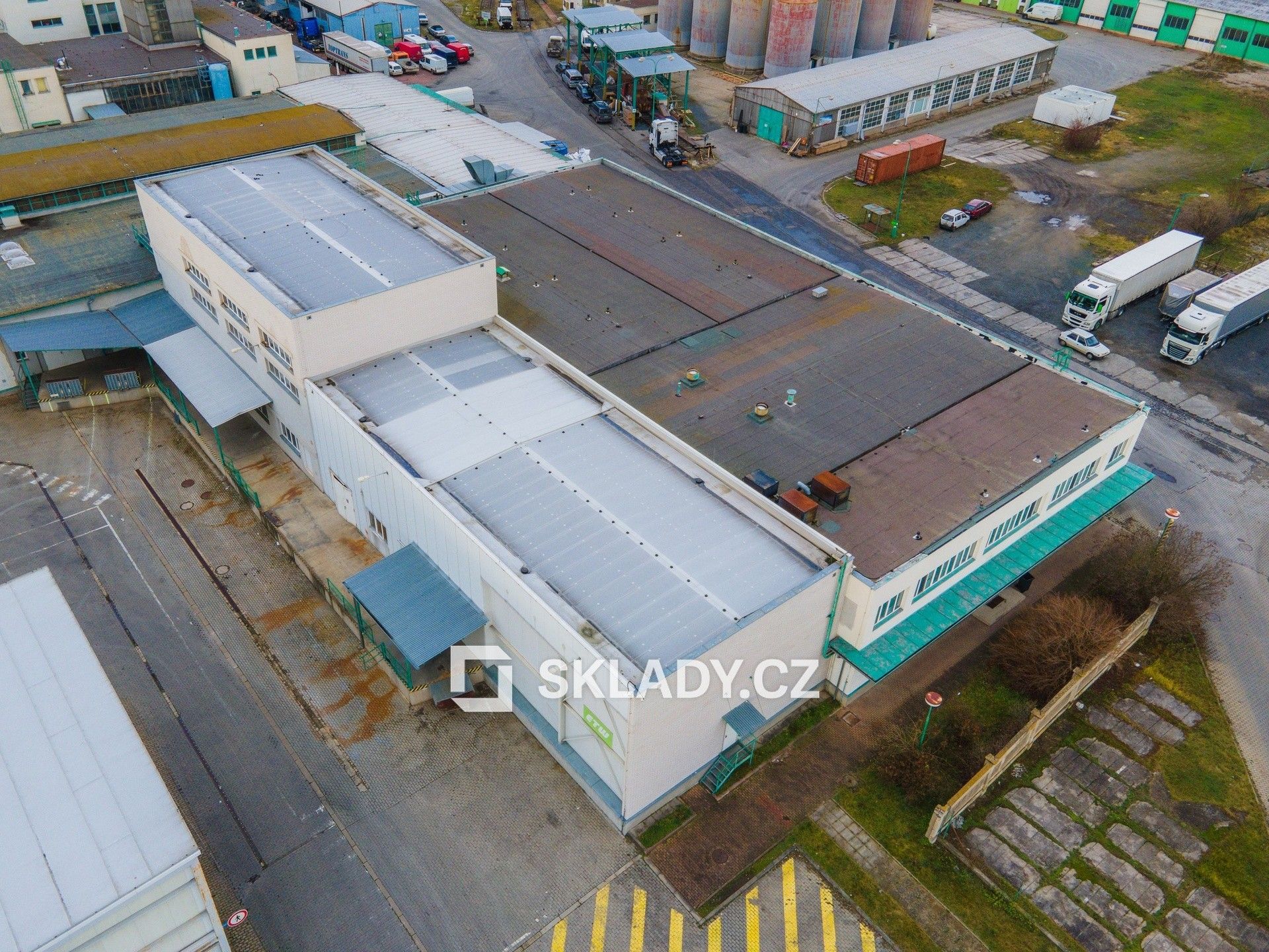 Pronájem komerčního prostoru 1931 m² - foto 5