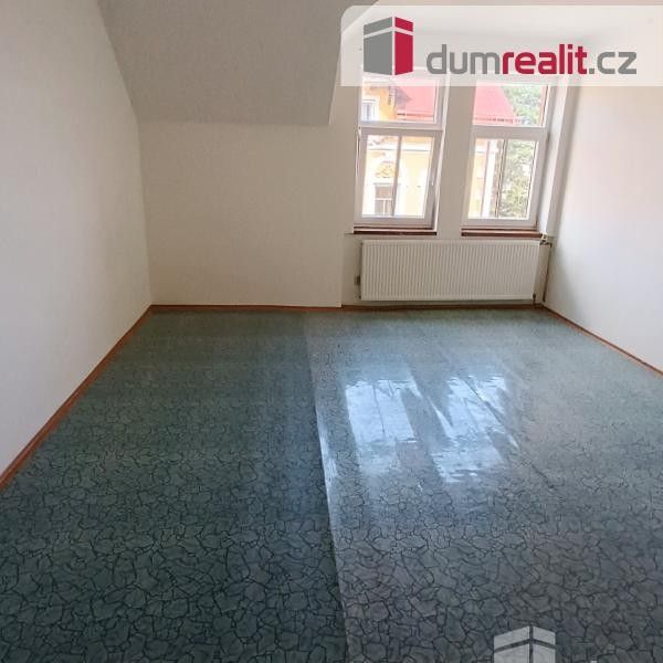 Pronájem bytu 2+1 70 m² - foto 6