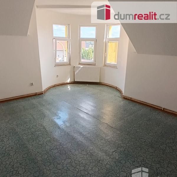 Pronájem bytu 2+1 70 m² - foto 9