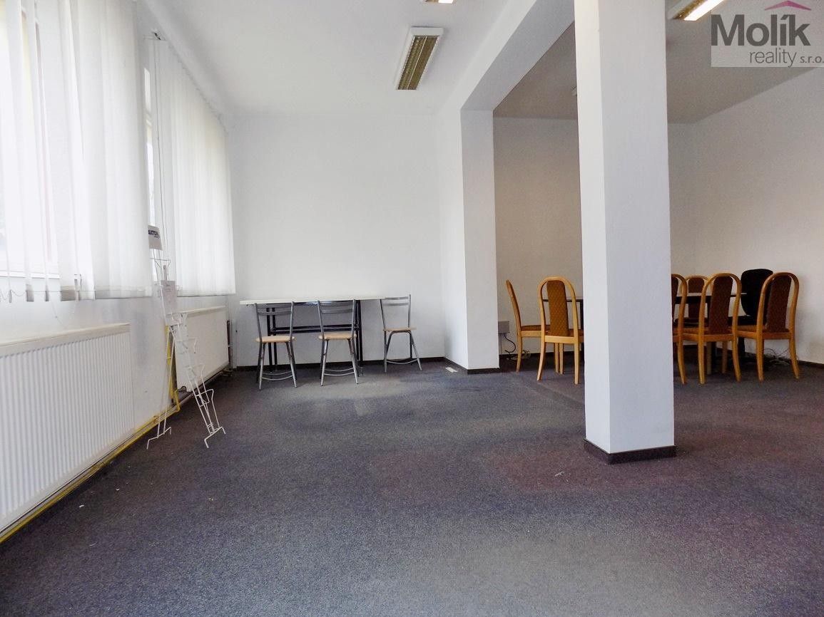 Prodej komerčního prostoru 1054 m² - foto 18