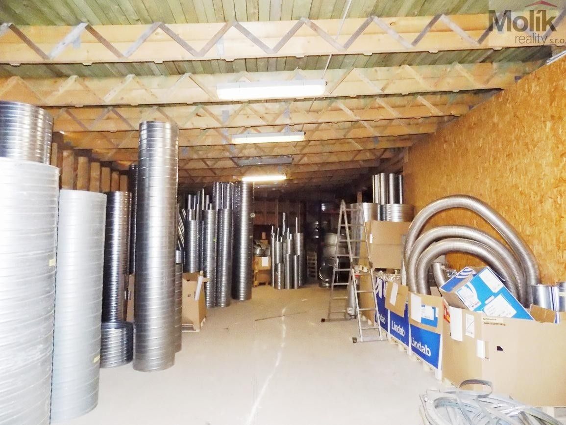 Prodej komerčního prostoru 1054 m² - foto 23