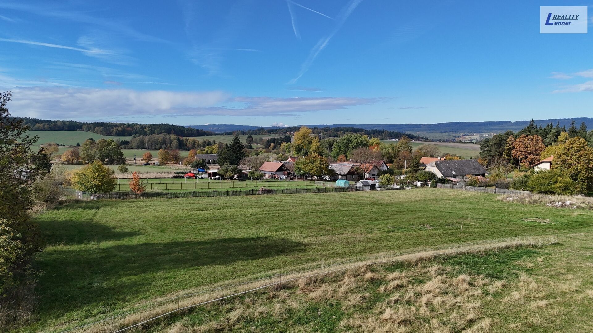 Prodej pozemku 873 m² - foto 1