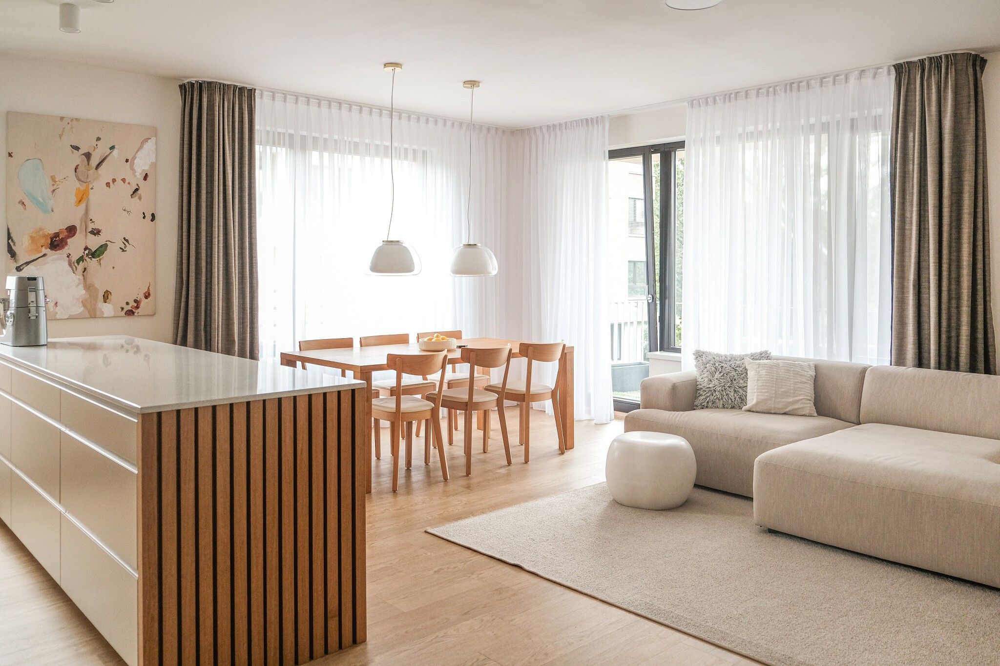 Pronájem bytu 3+kk 86 m² - foto 1
