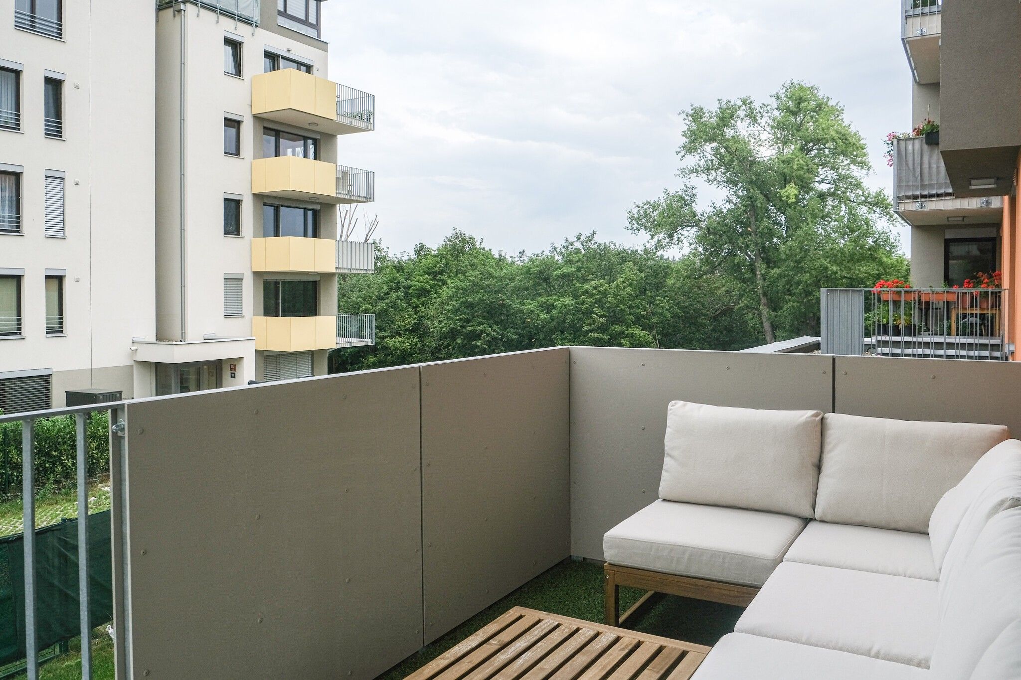 Pronájem bytu 3+kk 86 m² - foto 14