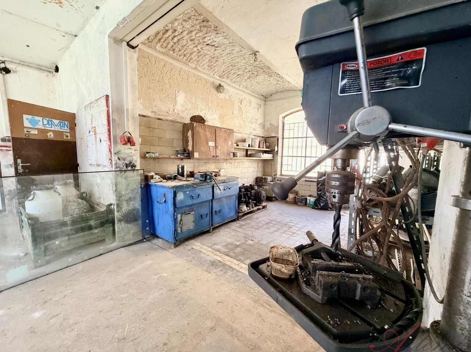 Prodej komerčního prostoru 400 m² - foto 18