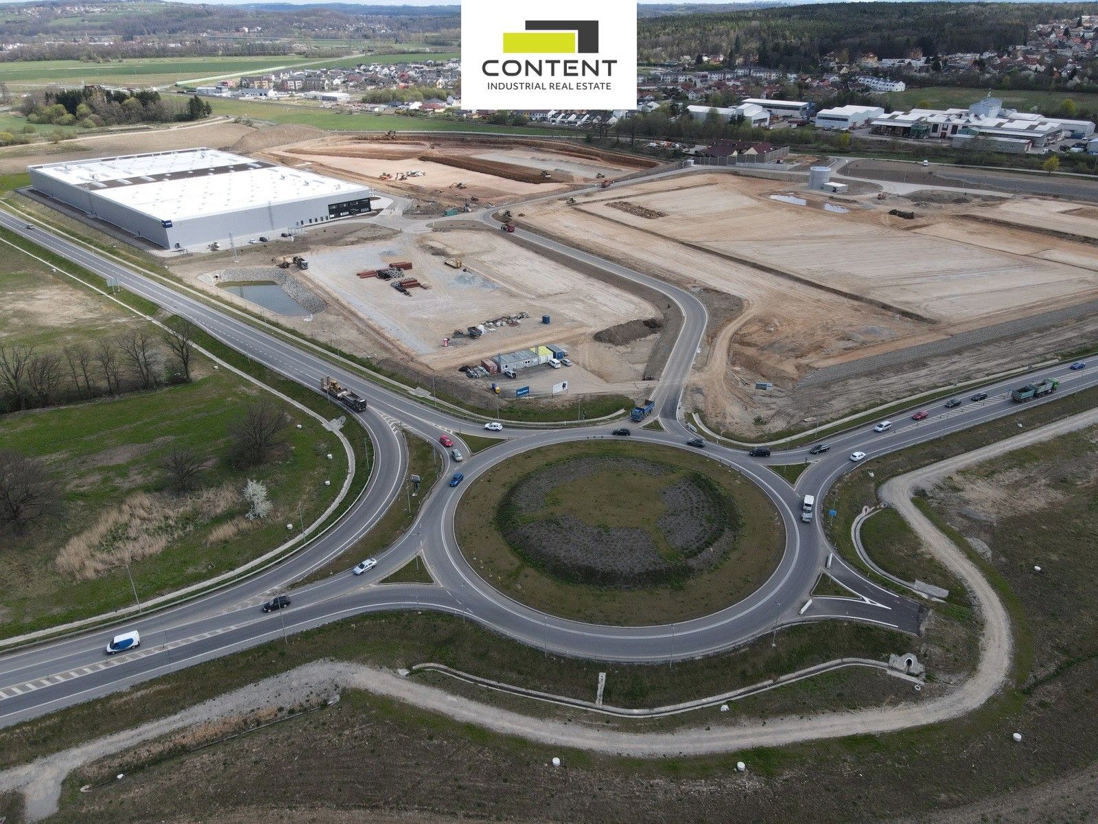 Pronájem komerčního prostoru 8890 m² - foto 10