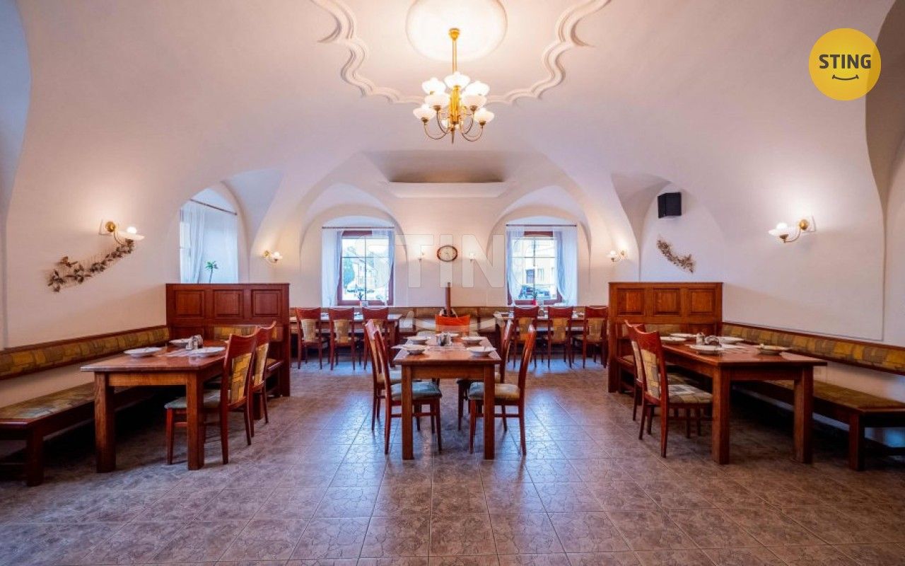 Prodej komerčního prostoru 500 m² - foto 10
