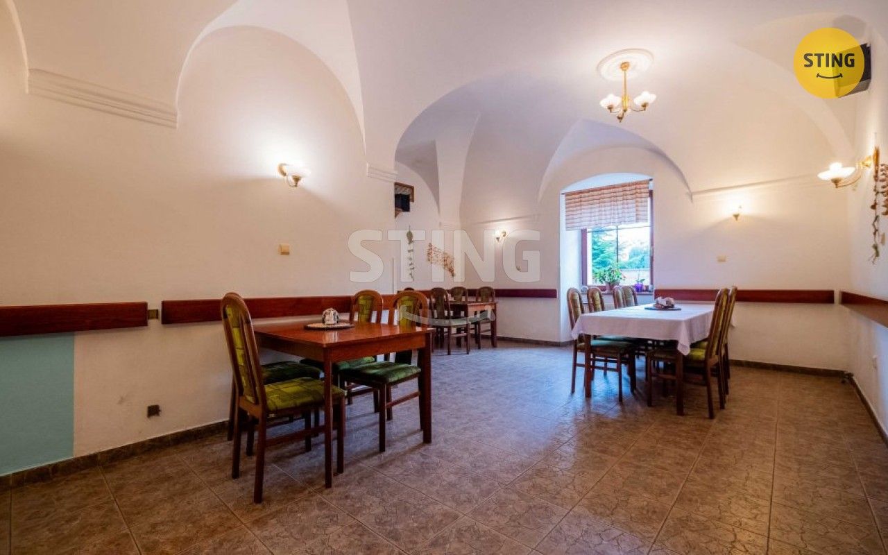 Prodej komerčního prostoru 500 m² - foto 12