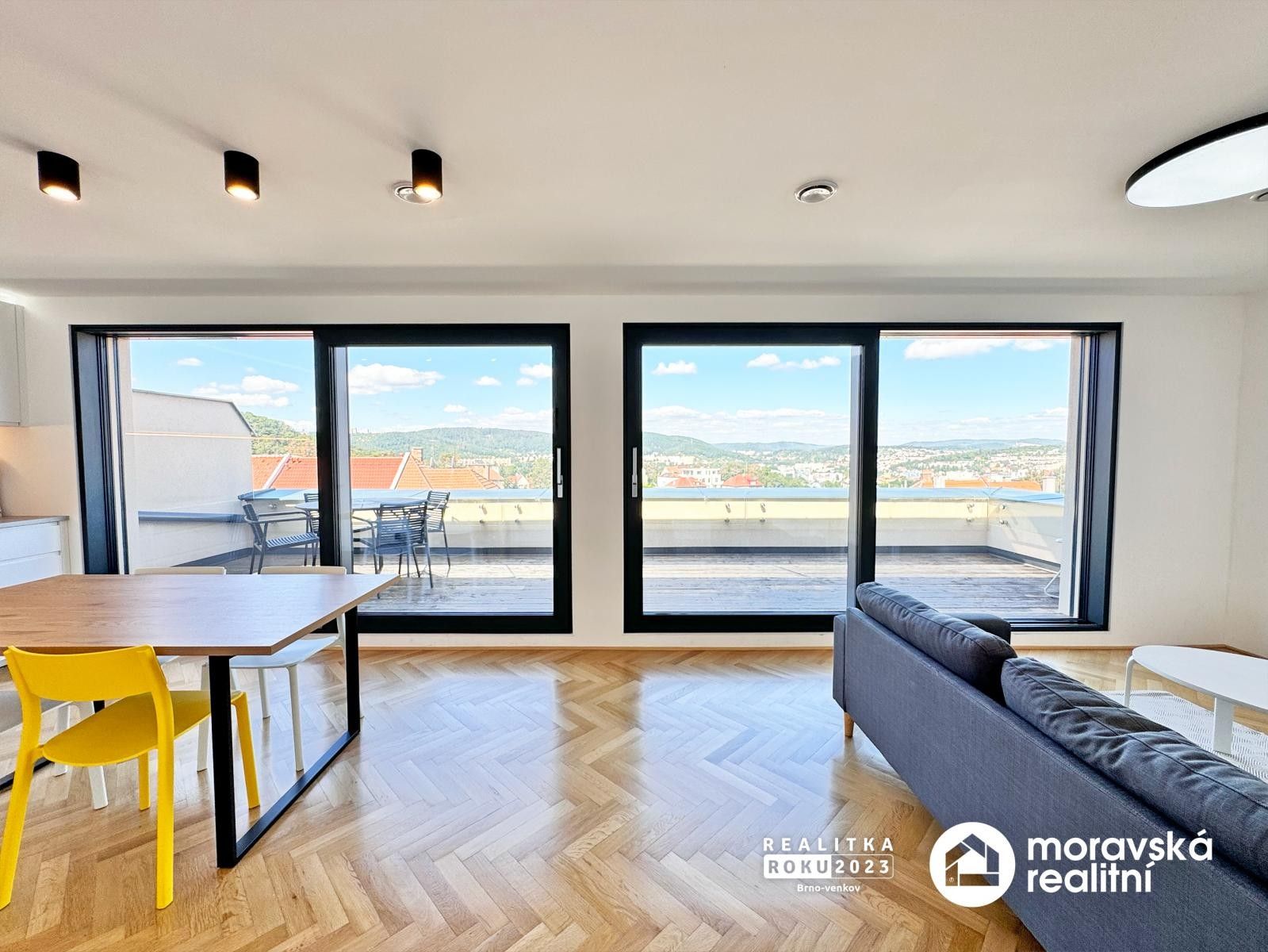 Pronájem bytu 4+kk 115 m² - foto 7