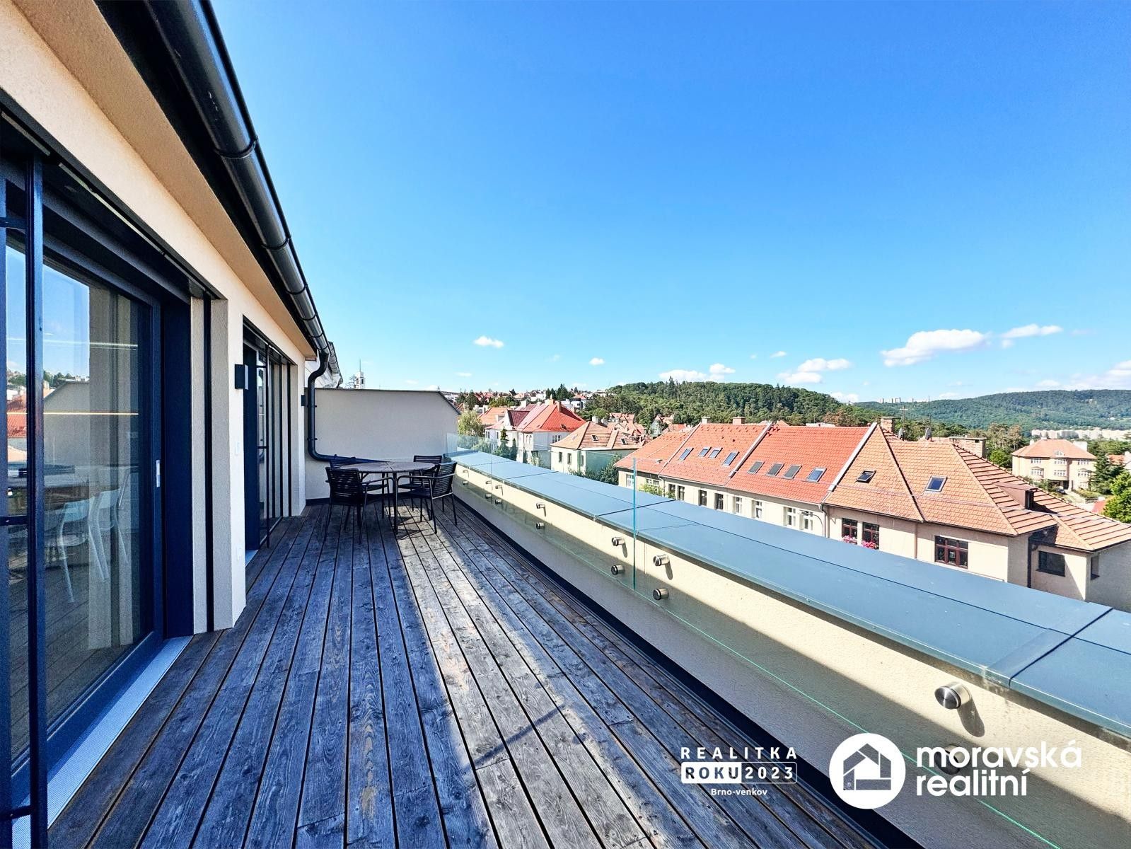 Pronájem bytu 4+kk 115 m² - foto 9