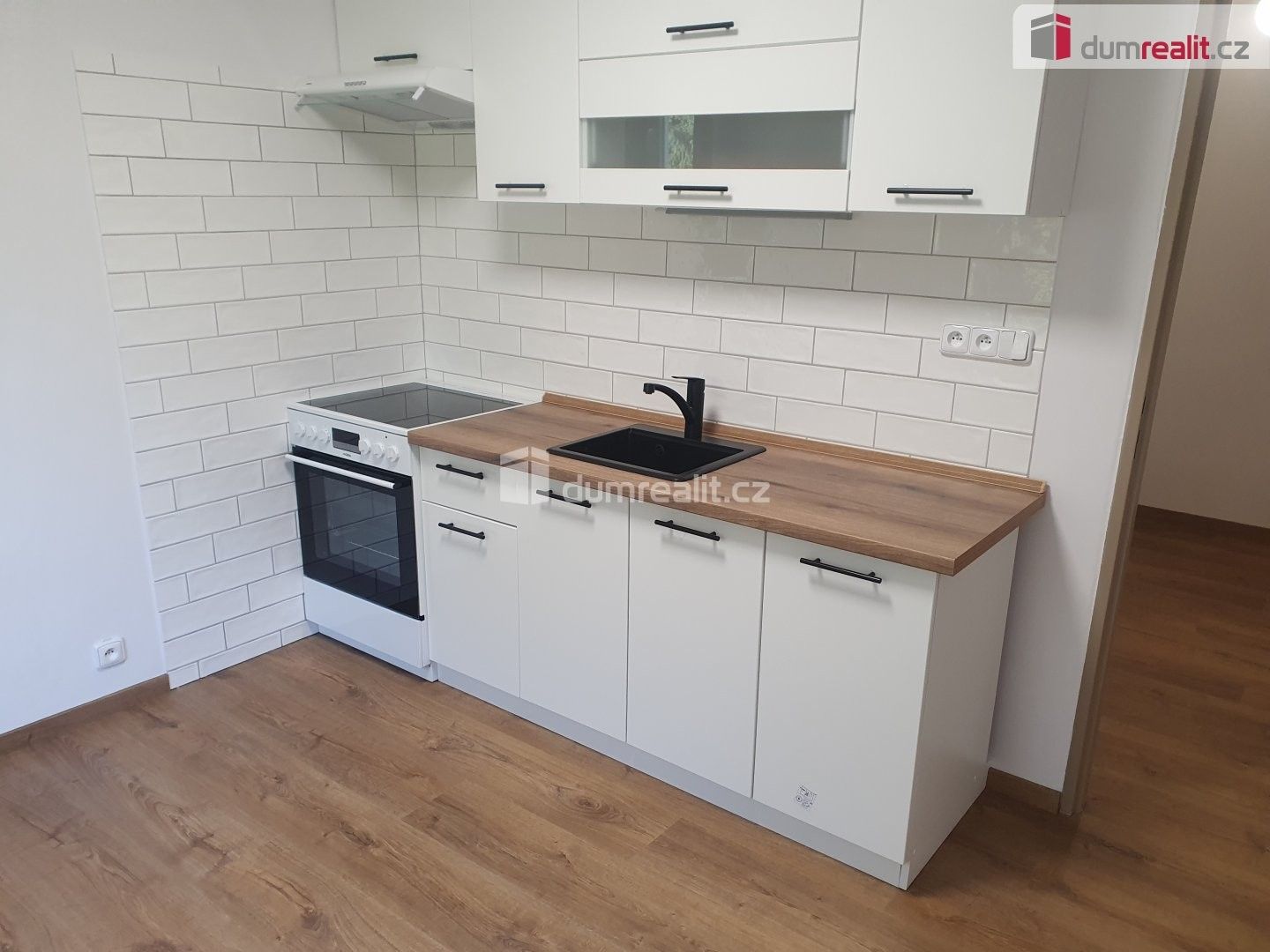 Pronájem bytu 3+1 70 m² - foto 3