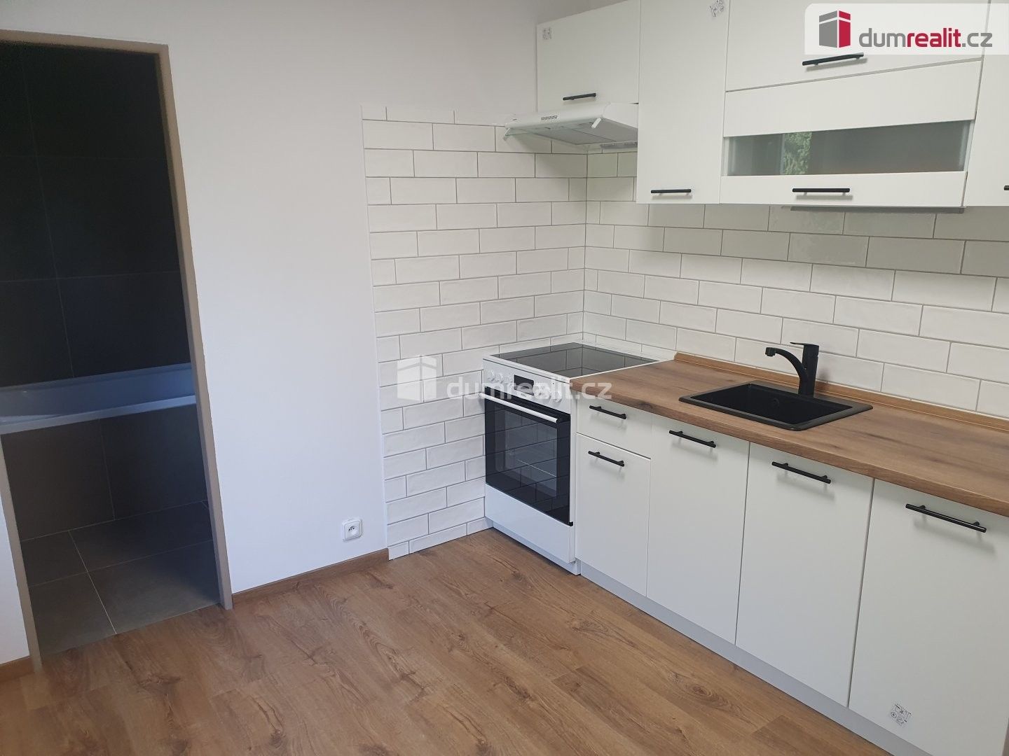 Pronájem bytu 3+1 70 m² - foto 5