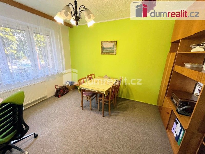 Pronájem bytu 3+1 70 m² - foto 9