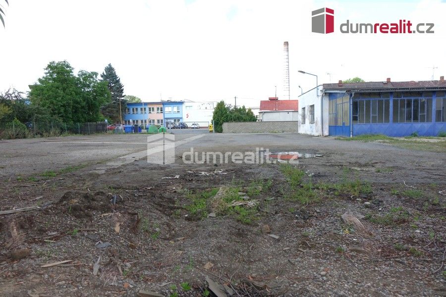 Pronájem komerčního prostoru 2500 m² - foto 1