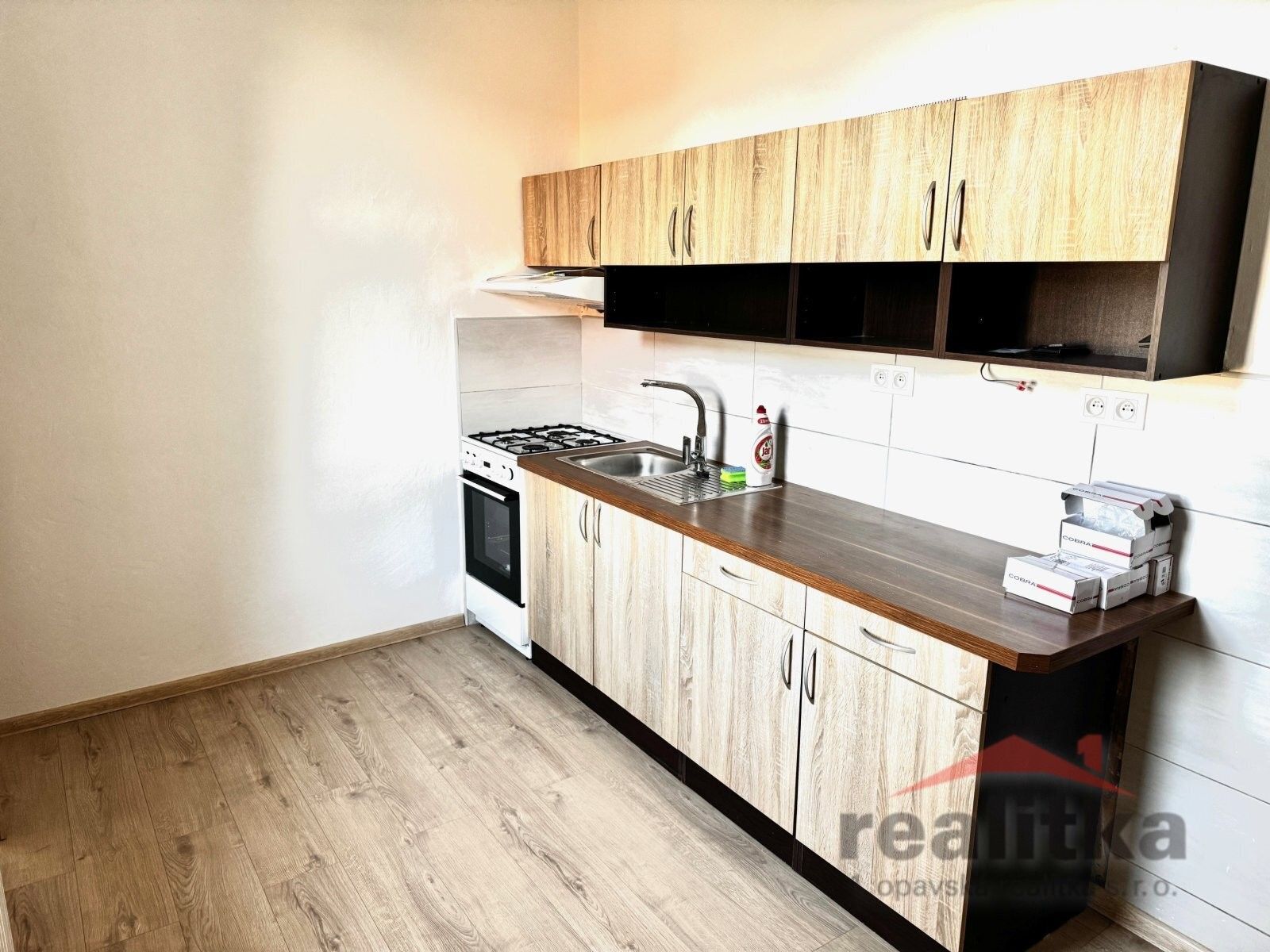 Pronájem bytu 3+1 90 m² - foto 1