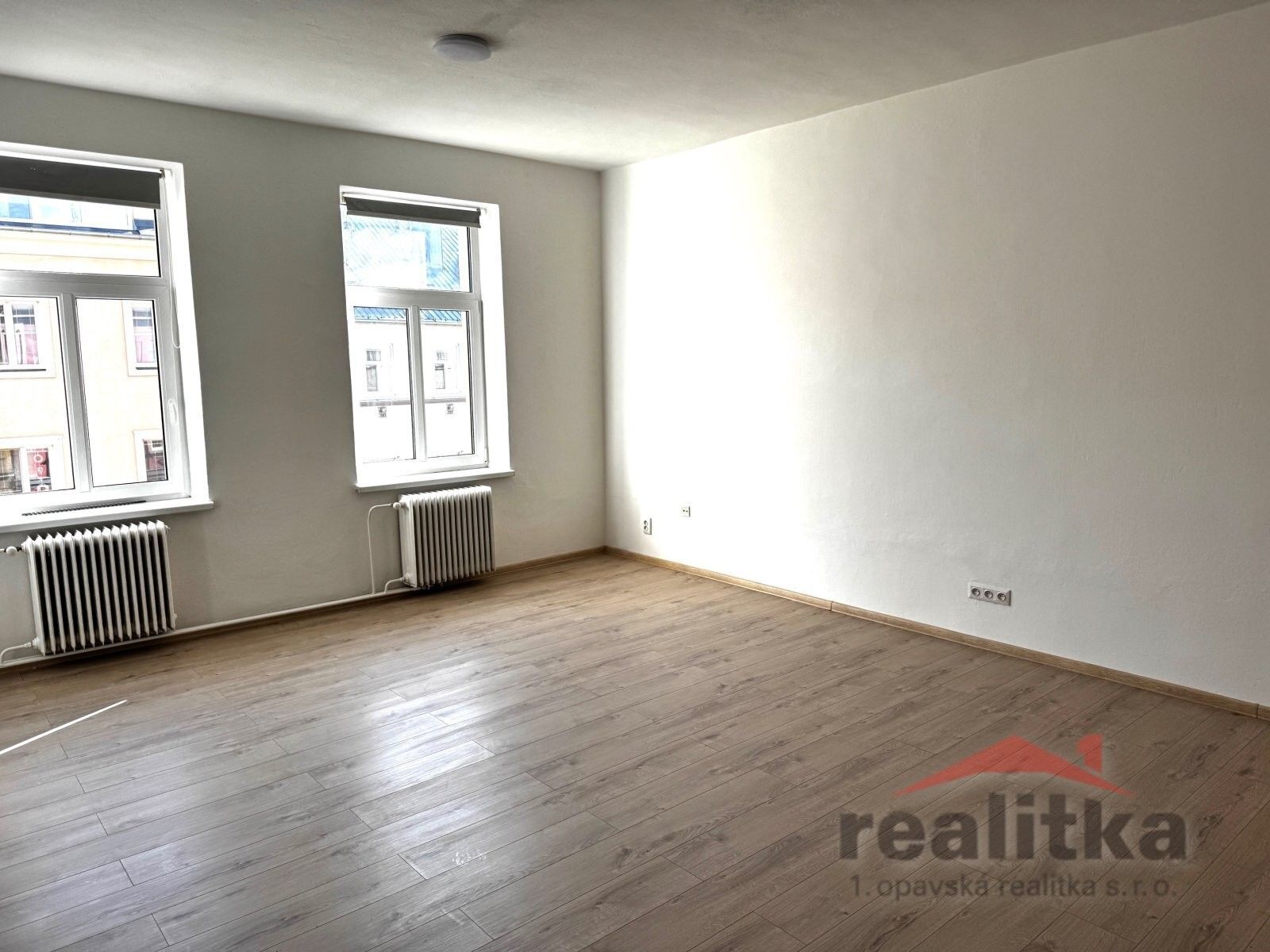 Pronájem bytu 3+1 90 m² - foto 2